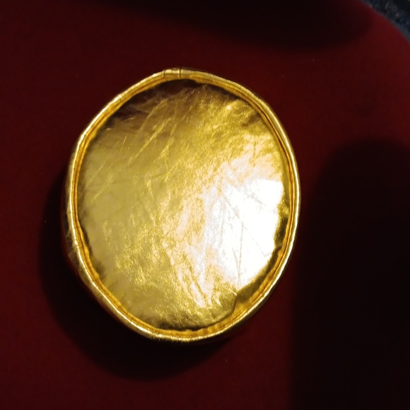 Hat - Picture 1 of 2